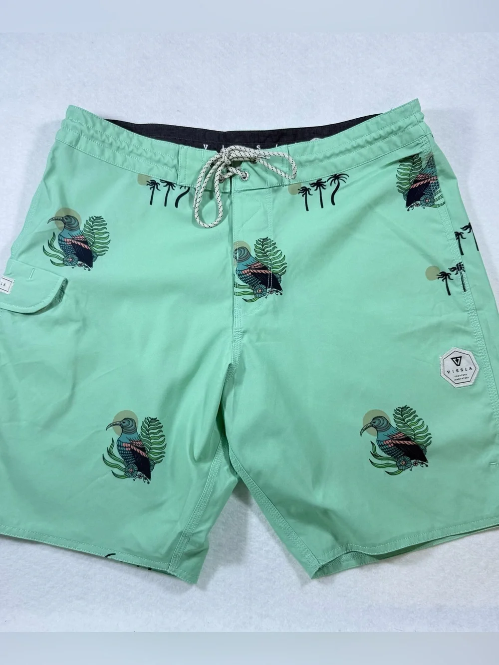 Vissla 34 Mint Tropical Bird Palm Tree Board Shorts Surf Swim